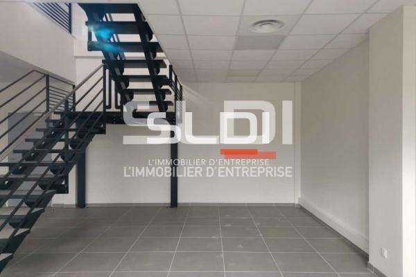Locaux d'activités A VENDRE - BOURGOIN JALLIEU - 4 792 m²