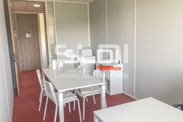 Bureaux A LOUER - SAINT PRIEST - 274 m²