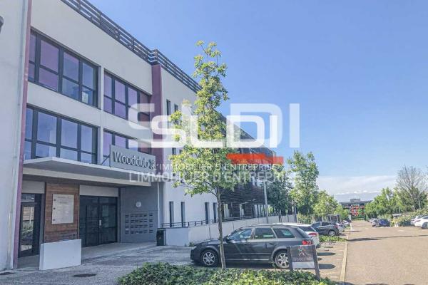 Bureaux A LOUER - SAINT PRIEST - 274 m²