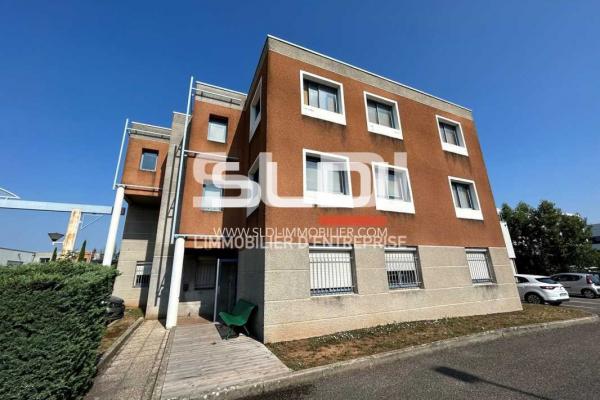 Bureaux A LOUER - CHASSIEU - 166 m²