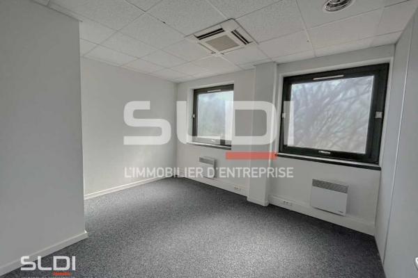 Bureaux A LOUER - LIMONEST - 1 118 m²