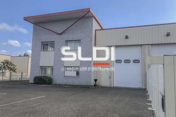 Activités A LOUER - CHASSIEU - 192 m²