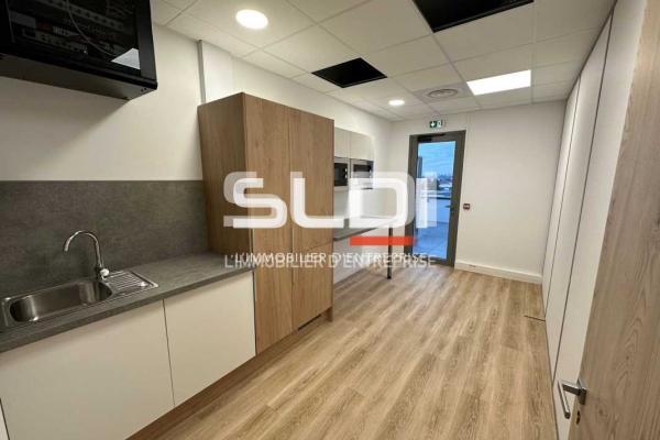 Bureaux A LOUER - CHASSIEU - 33 m²