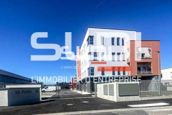 Bureaux A LOUER - CHASSIEU - 33 m²