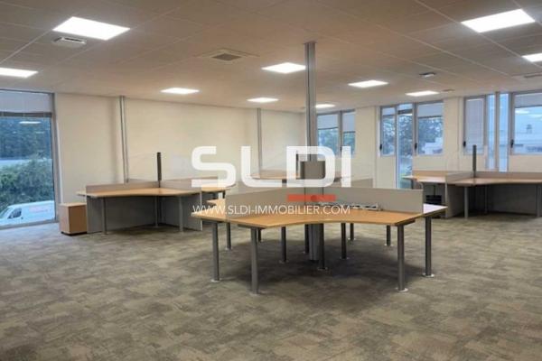 Bureaux A LOUER - RILLIEUX LA PAPE - 287 m²