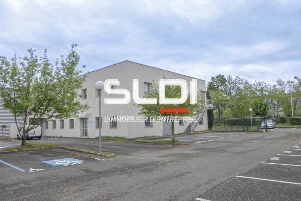 Bureaux A VENDRE OU A LOUER - SAINT PRIEST - 647 m²