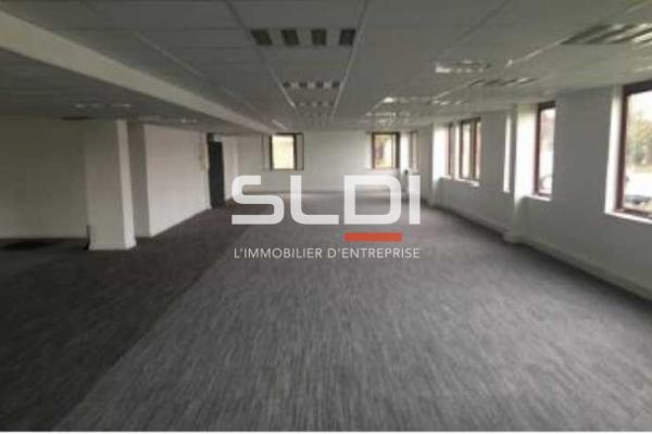 Bureaux A VENDRE - VENISSIEUX - 1 824 m²