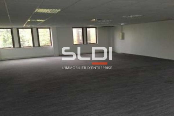 Bureaux A VENDRE - VENISSIEUX - 1 824 m²