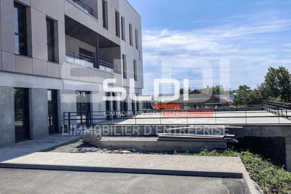 Bureaux A VENDRE OU A LOUER - LIMAS - 125 m²