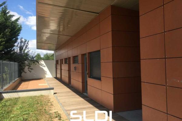 Bureaux A LOUER - RILLIEUX LA PAPE - 397 m²