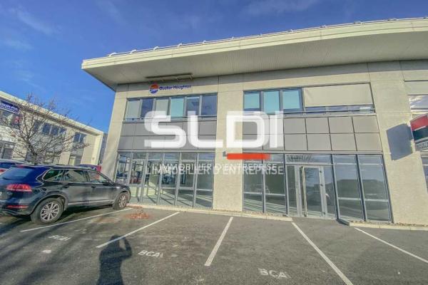 Commerces A VENDRE OU A LOUER - ANSE - 2 171 m²