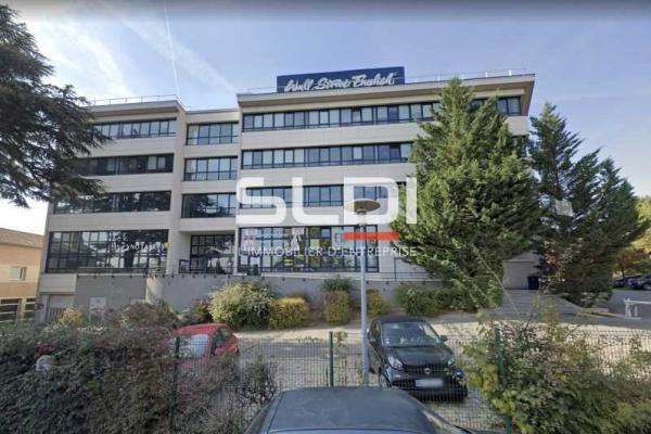 LE ROND POINT D'ECULLY