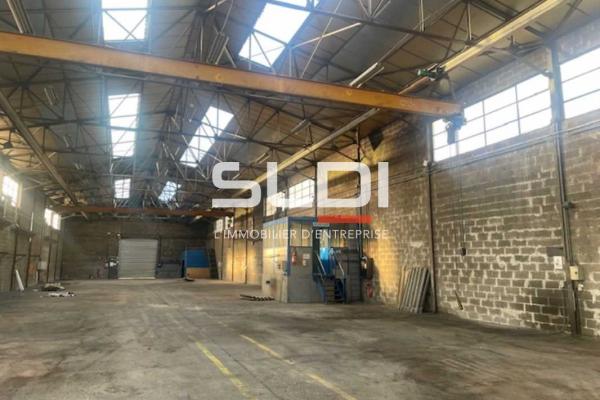 Activités A VENDRE - RILLIEUX LA PAPE - 966 m²