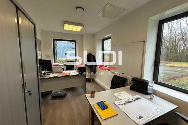 Locaux d'activités A LOUER - BLYES - 1 267 m²