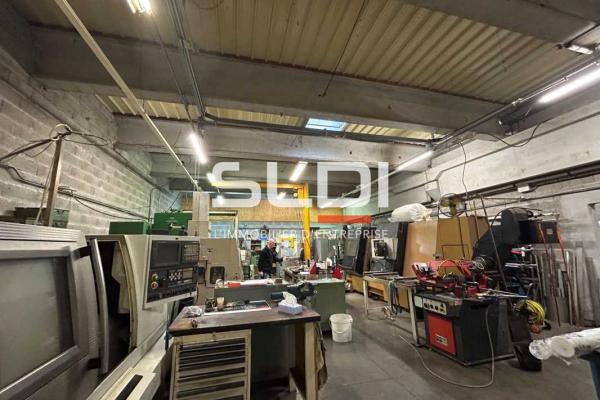 Locaux d'activités A LOUER - BLYES - 1 267 m²
