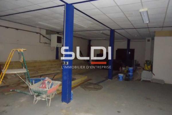 Locaux d'activités A LOUER - FLEURIEU SUR SAONE - 765 m²