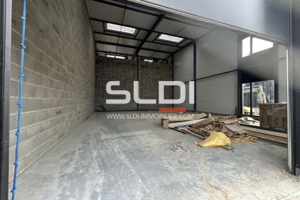 Locaux d'activités A LOUER - TREVOUX - 223 m²