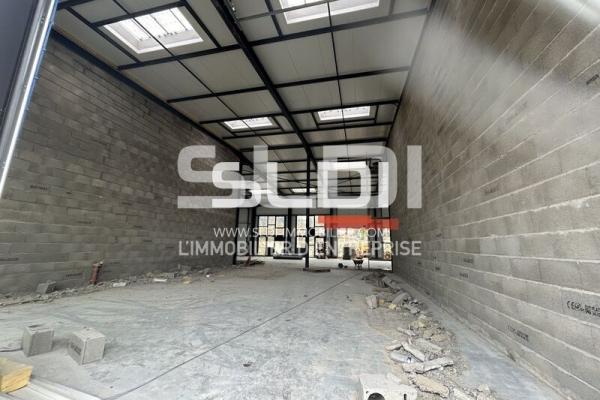 Locaux d'activités A LOUER - TREVOUX - 223 m²