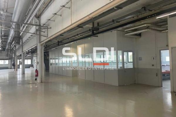 Locaux d'activités A LOUER - VENISSIEUX - 7 527 m²