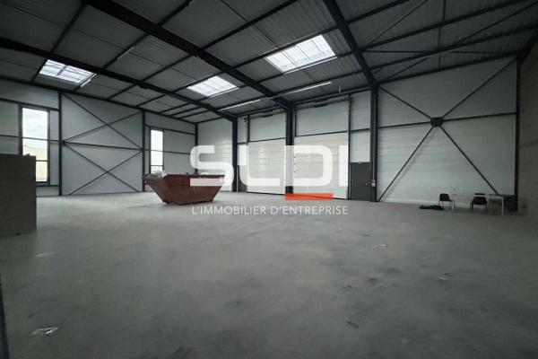 Locaux d'activités A VENDRE OU A LOUER - VILLEFRANCHE SUR SAONE - 328 m²
