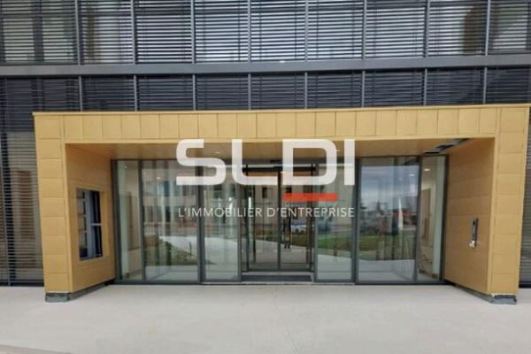 Bureaux A LOUER - GENAS - 10 187 m²