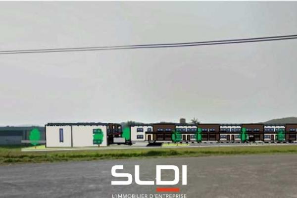 Locaux d'activités A VENDRE OU A LOUER - CREMIEU - 3 592 m²