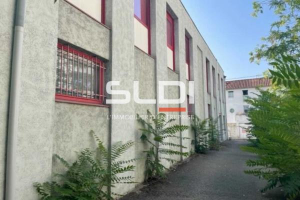 Bureaux A VENDRE - VILLEURBANNE - 550 m²