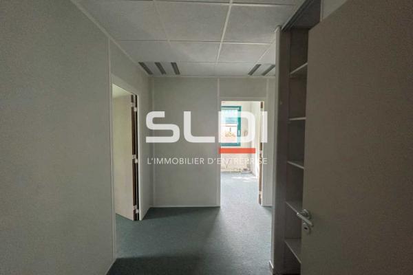 Bureaux A LOUER - CHARBONNIERES LES BAINS - 190 m²