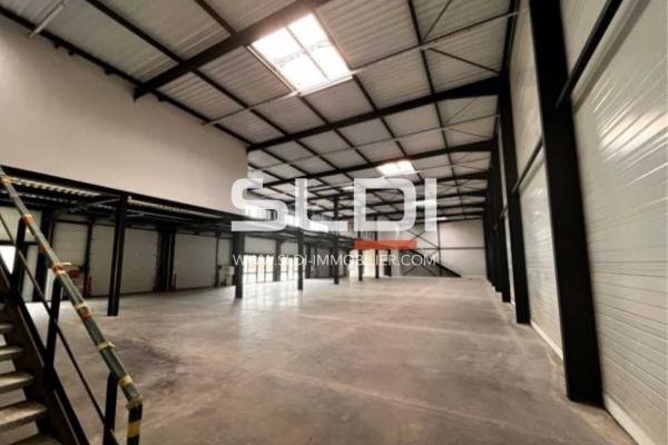 Locaux d'activités A LOUER - SAINT QUENTIN FALLAVIER - 1 460 m²