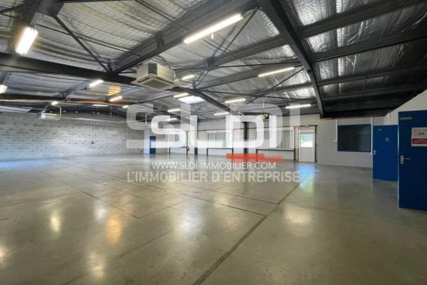 Locaux d'activités A LOUER - CHATEAUNEUF SUR ISERE - 420 m²
