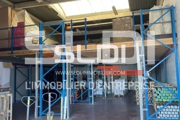 Locaux d'activités A LOUER - VILLEURBANNE - 252 m²