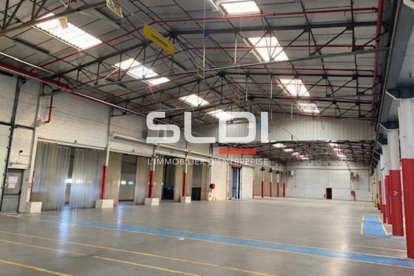 Entrepôts/Messagerie A VENDRE - JONAGE - 3 600 m²