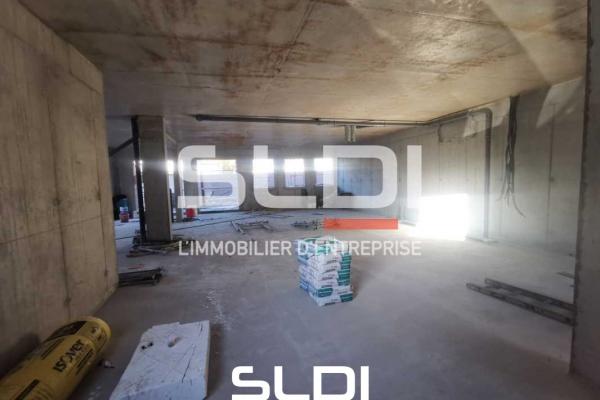 Bureaux A LOUER - PONT DE CHERUY - 385 m²