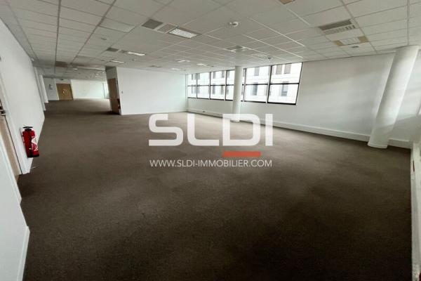 Bureaux A LOUER - LYON - 2 350 m²
