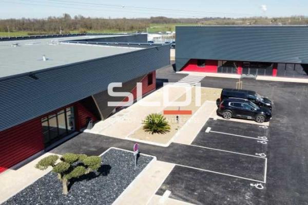 Locaux d'activités A LOUER - GRENAY - 485 m²