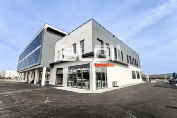 Bureaux A VENDRE OU A LOUER - VAULX MILIEU - 168 m²