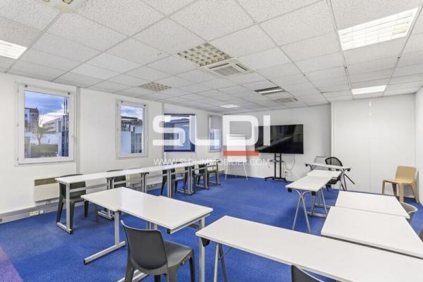 Bureaux A LOUER - LYON - 616 m²