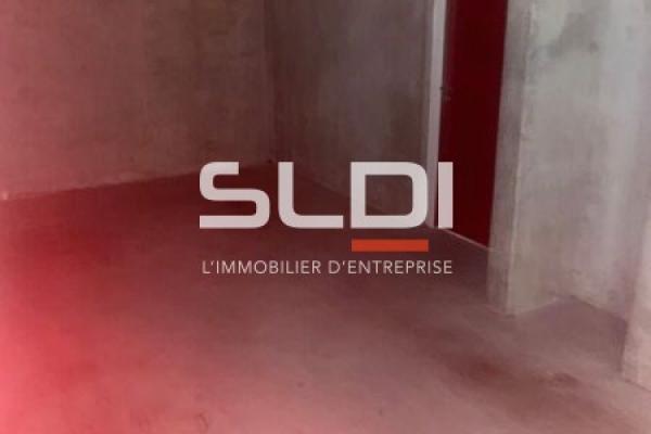 Bureaux A LOUER - VILLEURBANNE - 855 m²