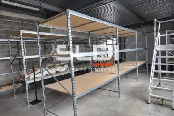 Locaux d'activités A VENDRE - MONTANAY - 133 m²