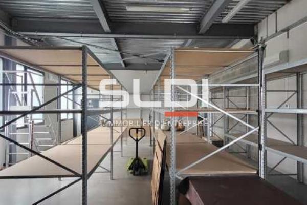 Locaux d'activités A VENDRE - MONTANAY - 133 m²