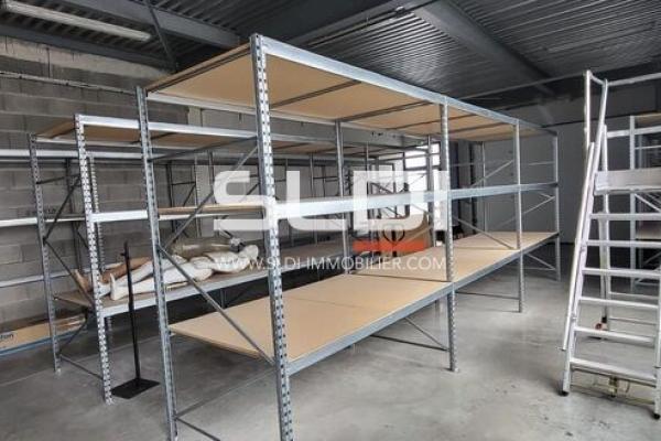 Locaux d'activités A VENDRE - MONTANAY - 133 m²