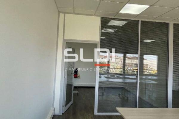 Activités A LOUER - SAINT QUENTIN FALLAVIER - 341 m²