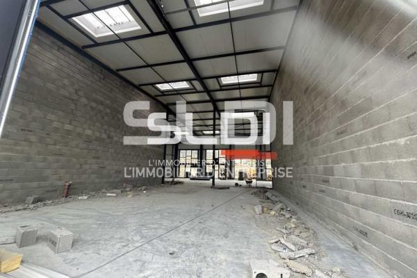 Locaux d'activités A VENDRE - TREVOUX - 521 m²