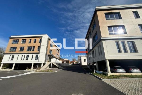 Bureaux A VENDRE - TREVOUX - 2 141 m²
