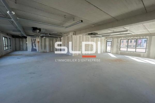 Bureaux A VENDRE - TREVOUX - 1 806 m²
