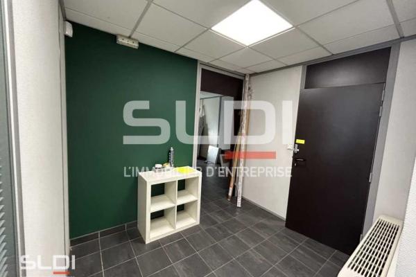 Bureaux A LOUER - LIMAS - 603 m²