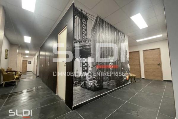 Bureaux A LOUER - SAINT PRIEST - 75 m²