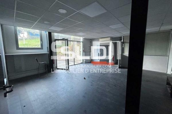 Locaux d'activités A LOUER - DARDILLY - 886 m²