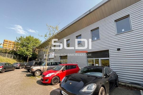 Locaux d'activités A LOUER - DARDILLY - 886 m²