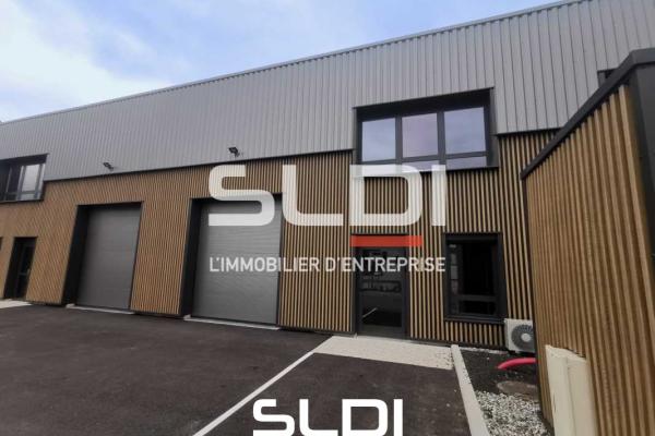 Locaux d'activités A VENDRE OU A LOUER - BOURGOIN JALLIEU - 231 m²